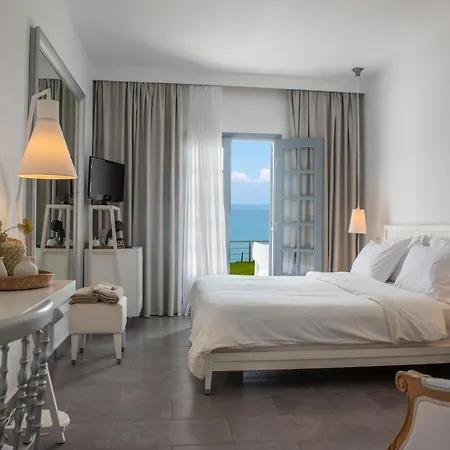 Apartament White